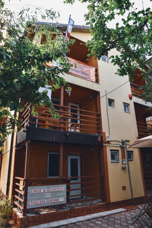 Апартаменты Casa Brianna Костинешти Экстерьер фото